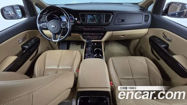 Kia The New Carnival id 2928191 из Кореи 17