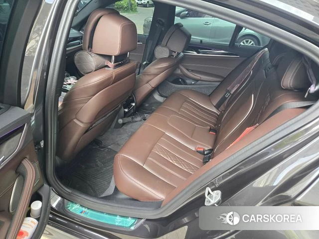 BMW 5 Series (G30) id 4315790 из Кореи 9