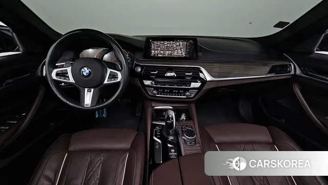 BMW 5 Series (G30) id 3044759 из Кореи 17