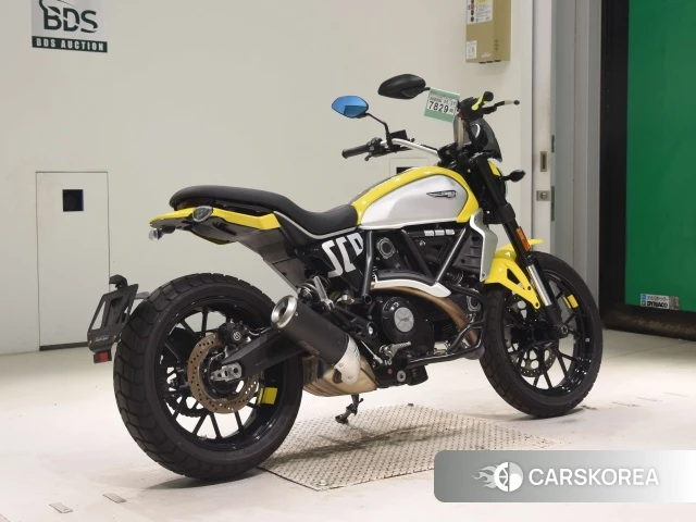 Ducati SCRAMBLER ICON 2024 из Японии, фото 2