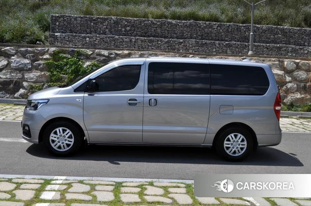 Hyundai The New Grand Starex id 4447329 из Кореи 17