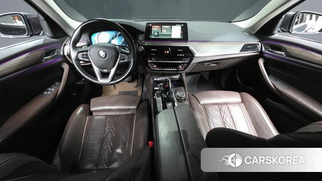 BMW 5 Series (G30) id 4662968 из Кореи 17
