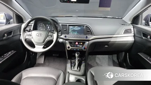 Hyundai Avante AD id 3599132 из Кореи 17