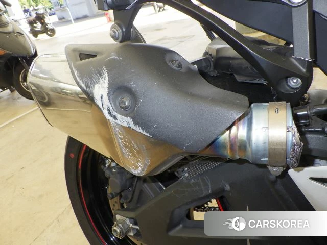 Kawasaki ZX-10R NINJA ABS id 4191952 из Японии 23