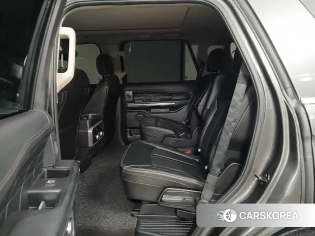 Ford Expeditation id 3343699 из Кореи 17