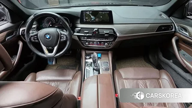 BMW 5 Series (G30) id 3330876 из Кореи 17