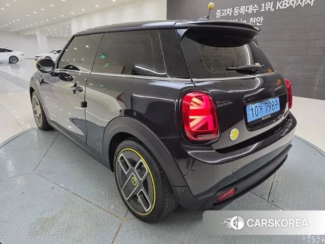 Mini Cooper Electric id 3041292 из Кореи 17