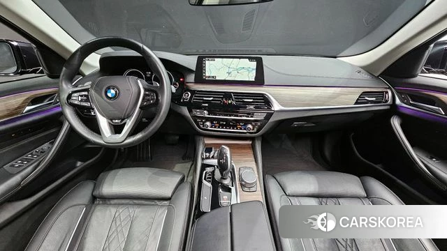 BMW 5 Series (G30) id 4377941 из Кореи 17