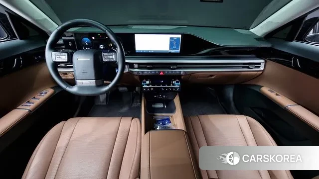 Hyundai Grandeur (GN7) id 3382928 из Кореи 17