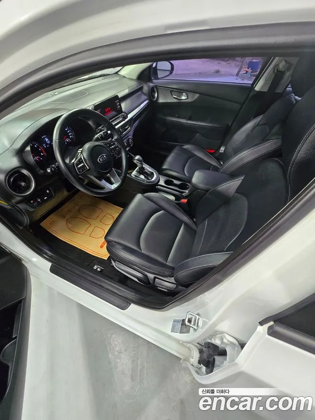 Kia Come New K3 id 2657145 из Кореи 15