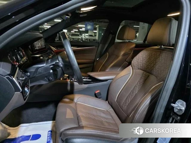 BMW 5 Series (G30) id 4402331 из Кореи 17