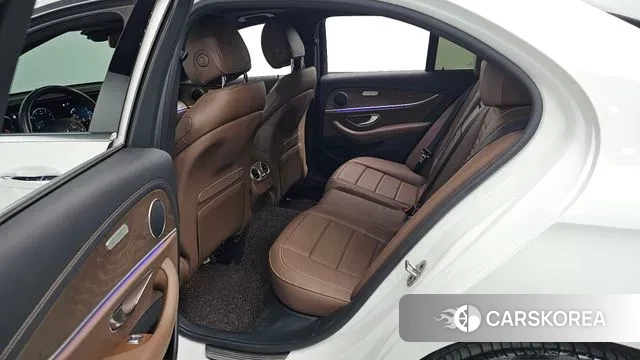Mercedes-Benz E-Class W213 id 3524949 из Кореи 17