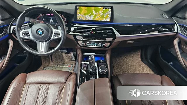 BMW 5 Series (G30) id 3922797 из Кореи 17