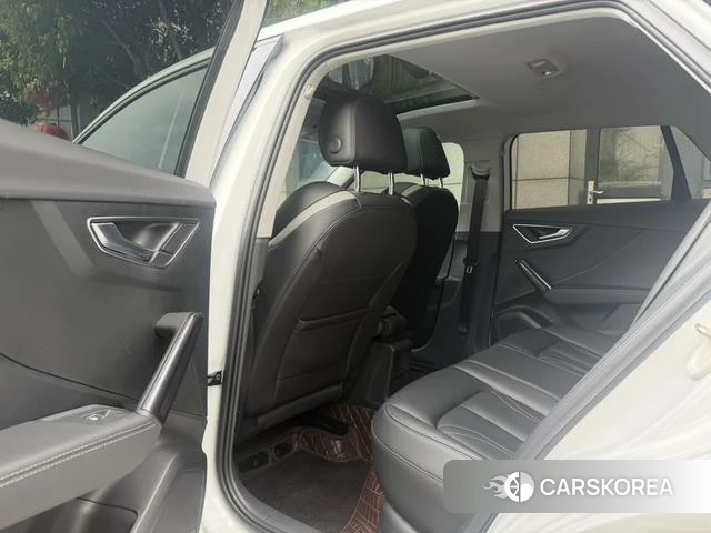 Audi Q2L id 3983312 из Китая 13