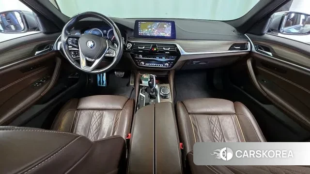 BMW 5 Series (G30) id 3737372 из Кореи 17