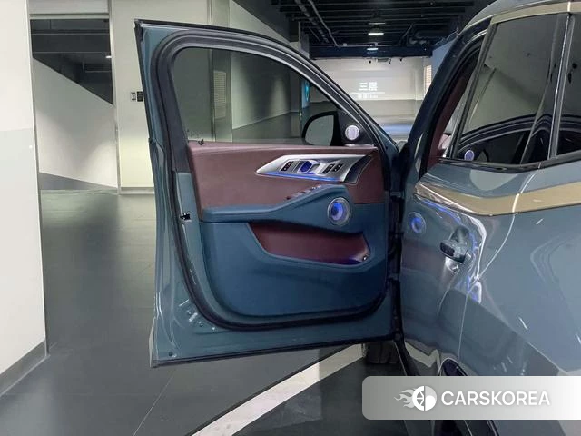 BMW XM id 4264063 из Китая 20