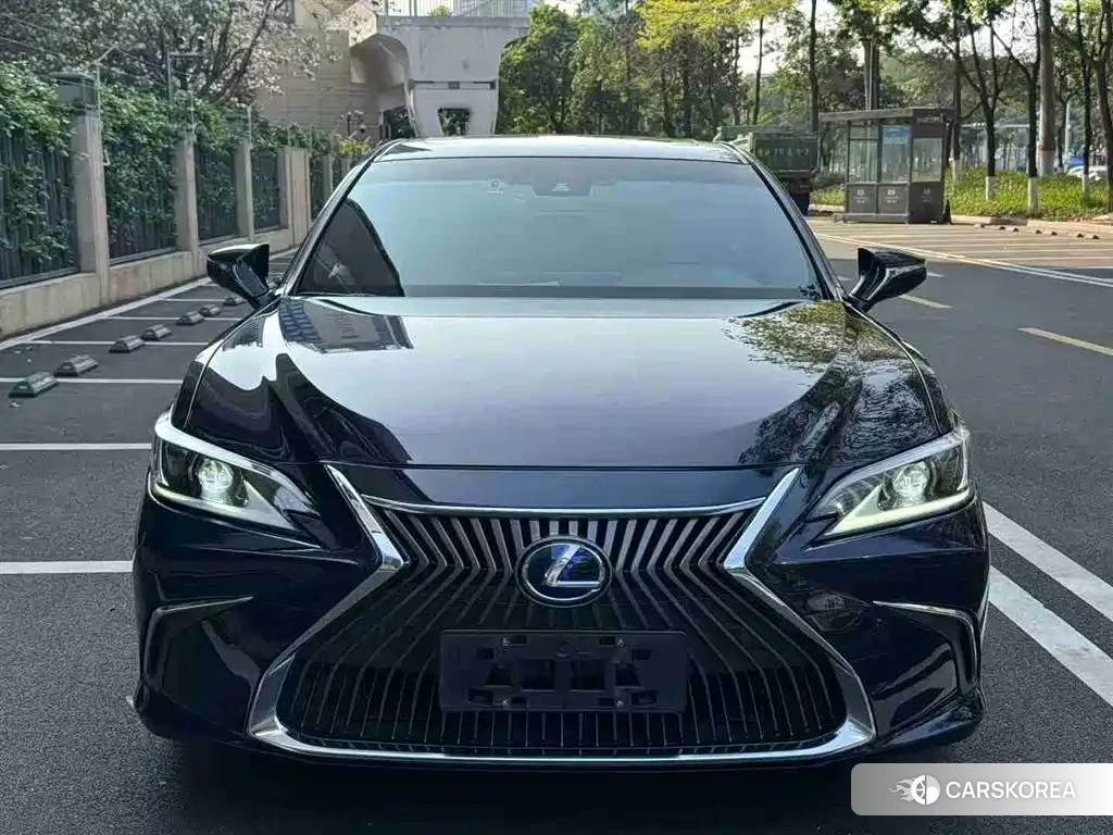 Lexus ES id 4565389 из Китая 7