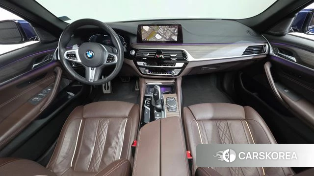 BMW 5 Series (G30) id 4338897 из Кореи 34