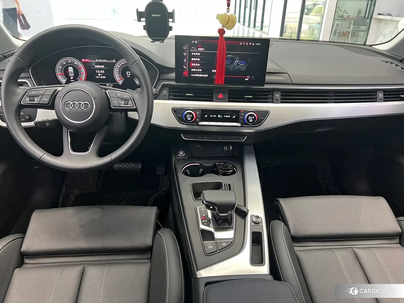 Audi A4L id 4654586 из Китая 17