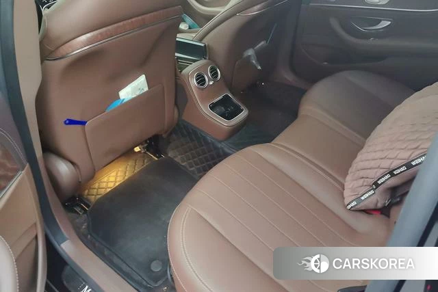 Mercedes-Benz E-class id 4299404 из Китая 14