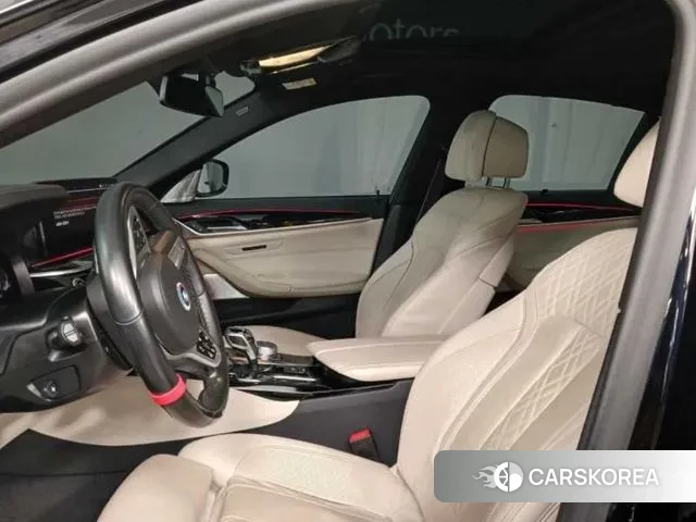 BMW 5 Series (G30) id 3577636 из Кореи 17