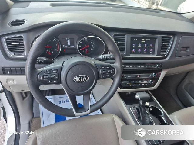 Kia The New Carnival id 4514542 из Кореи 10