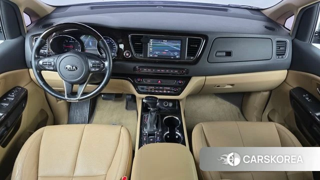 Kia The New Carnival id 4331619 из Кореи 17