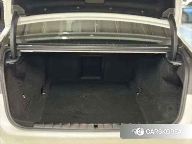 BMW i7 (G70) id 3570573 из Кореи 8