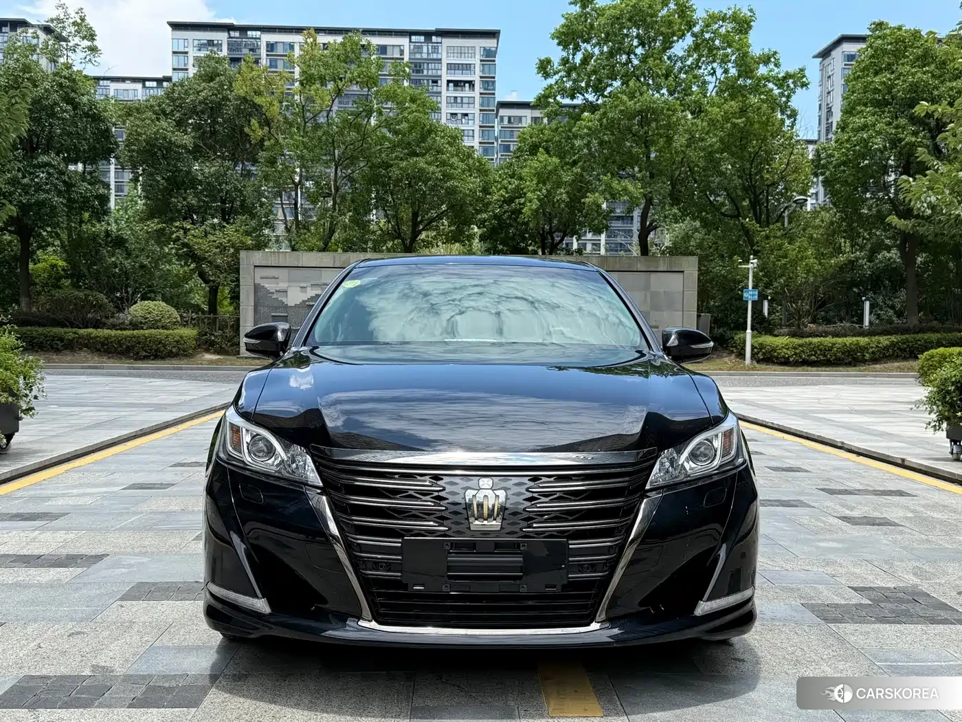 Toyota Crown id 4607168 из Китая 7