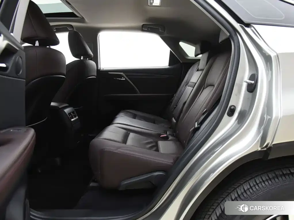 Lexus RX id 4685911 из Китая 12