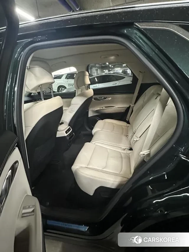 Genesis GV70 id 3438198 из Кореи 8