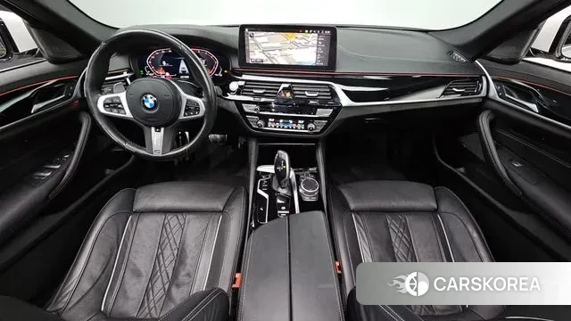 BMW 5 Series (G30) id 3664847 из Кореи 17