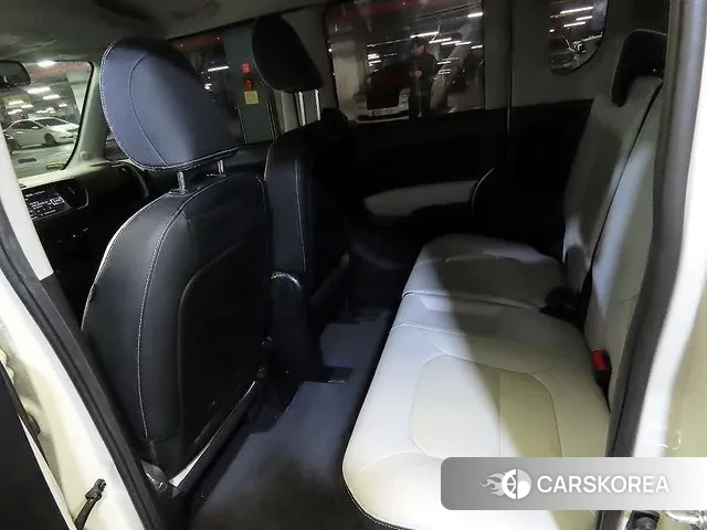 Kia The New Kia Ray EV id 3570602 из Кореи 17