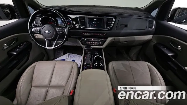 Kia The New Carnival id 2932854 из Кореи 17