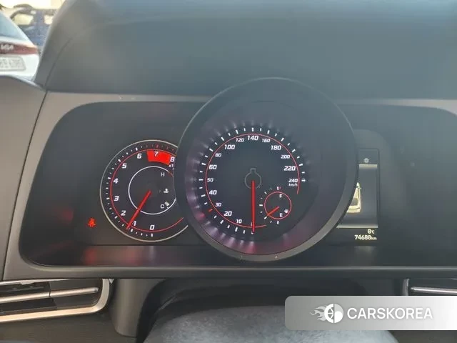 Hyundai Avante (CN7) id 3479542 из Кореи 8