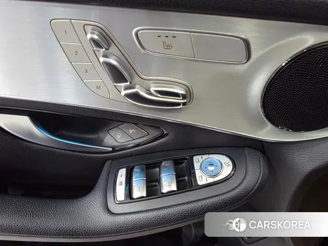 Mercedes-Benz GLC-Class X253 id 3647262 из Кореи 17