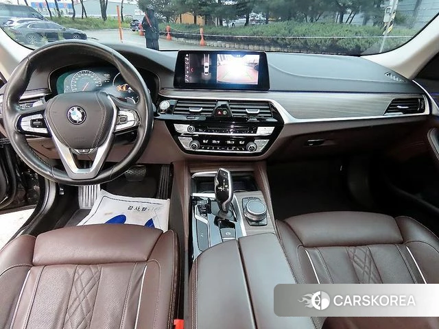 BMW 5 Series (G30) id 4615083 из Кореи 17