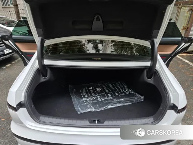 Hyundai Grandeur (GN7) id 3745172 из Кореи 17