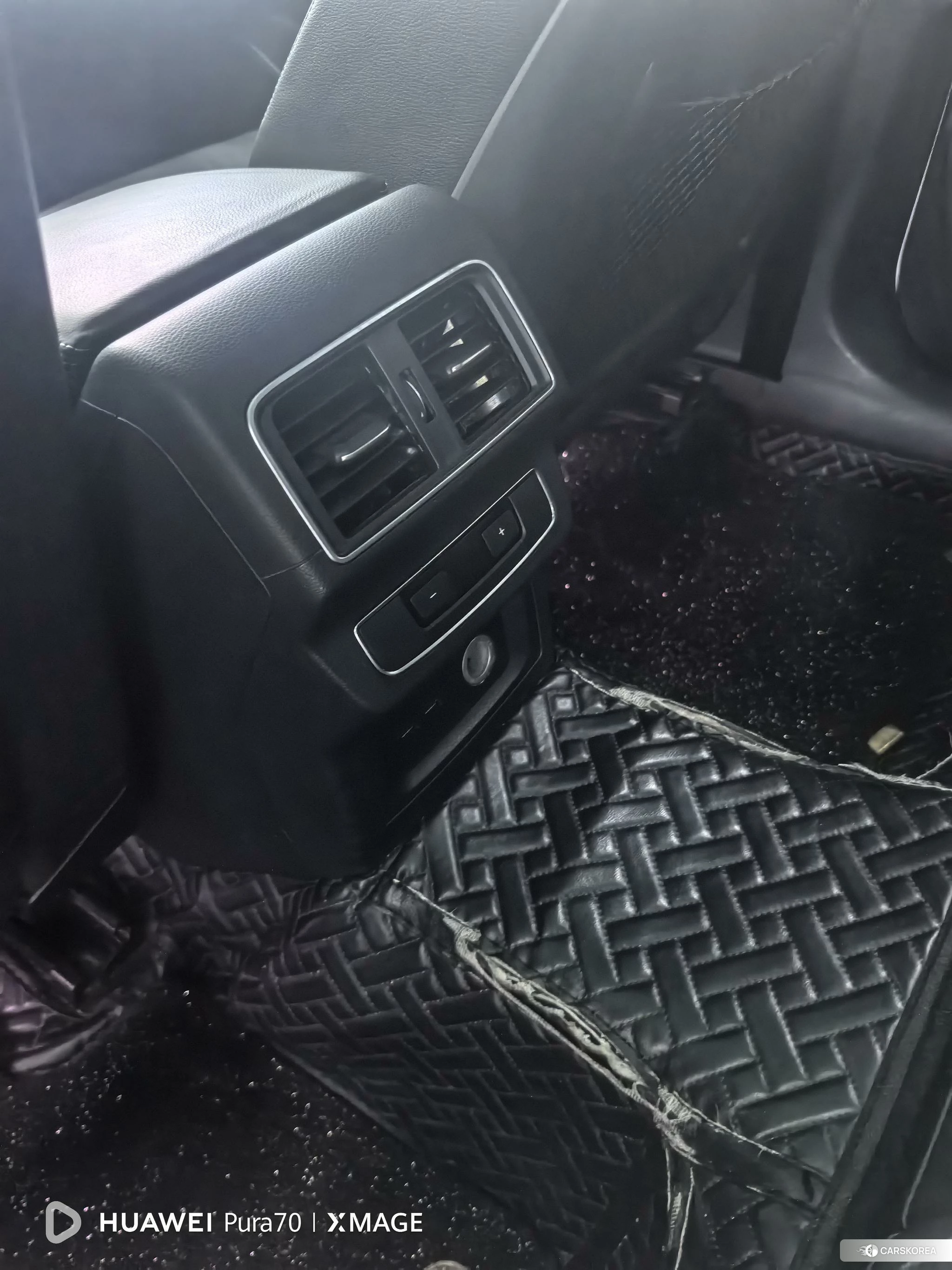 Audi Q5L id 4420016 из Китая 9
