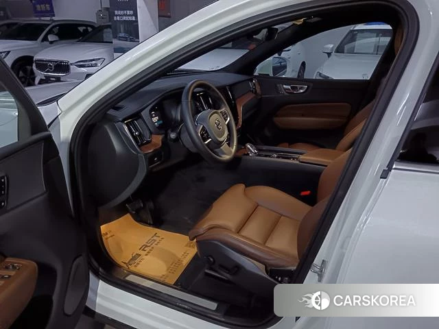 Volvo XC60 id 4205832 из Китая 7