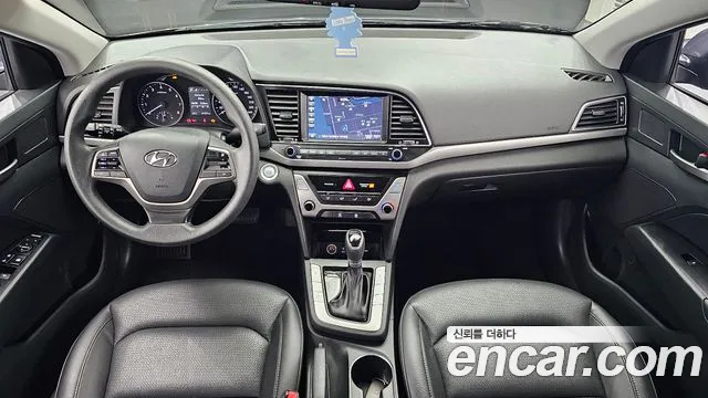 Hyundai Avante AD id 2763959 из Кореи 17