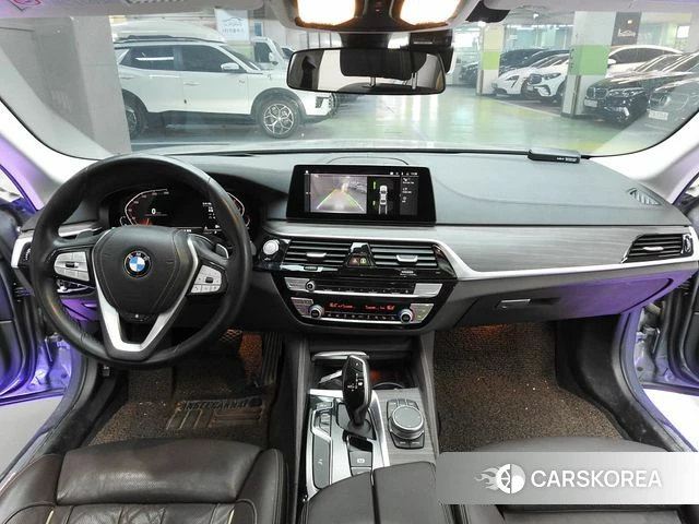 BMW 5 Series (G30) id 3942421 из Кореи 17