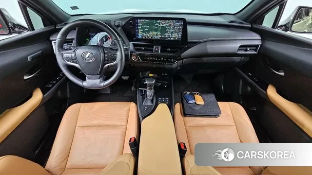 Lexus UX250h id 3256752 из Кореи 17