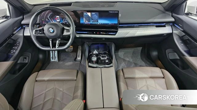 BMW 5 Series (G60) id 3826018 из Кореи 17