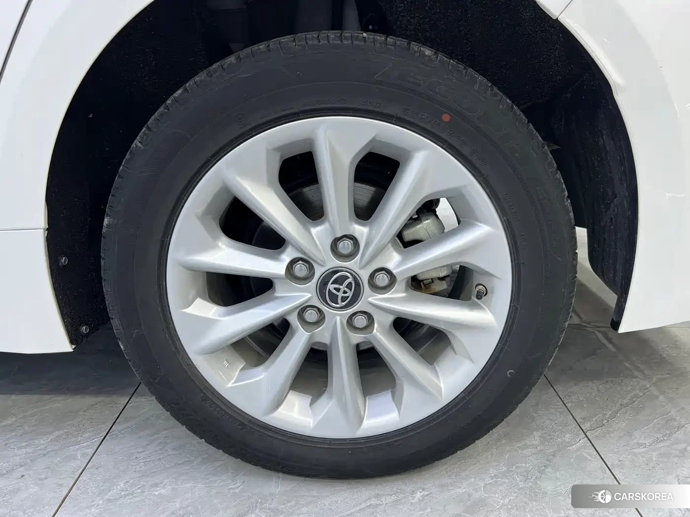 Toyota Corolla id 4622614 из Китая 20