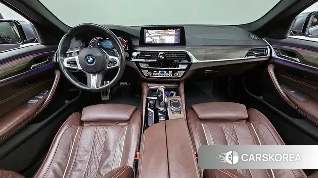 BMW 5 Series (G30) id 2990808 из Кореи 17