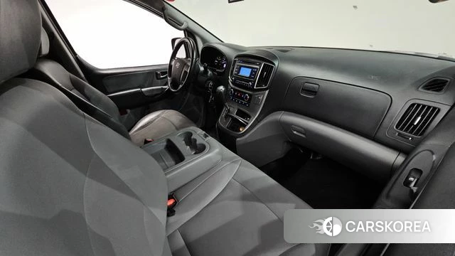 Hyundai The New Grand Starex id 4285931 из Кореи 28