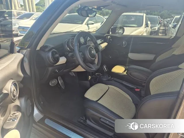 Mini Cooper id 2969714 из Кореи 13