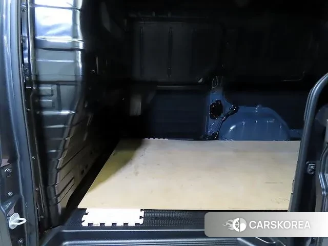 Hyundai Staria id 3605525 из Кореи 14