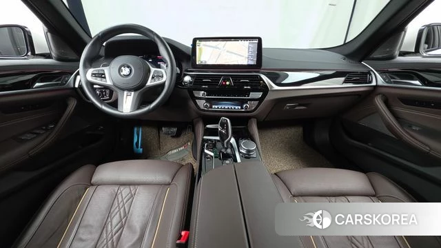 BMW 5 Series (G30) id 4725532 из Кореи 31